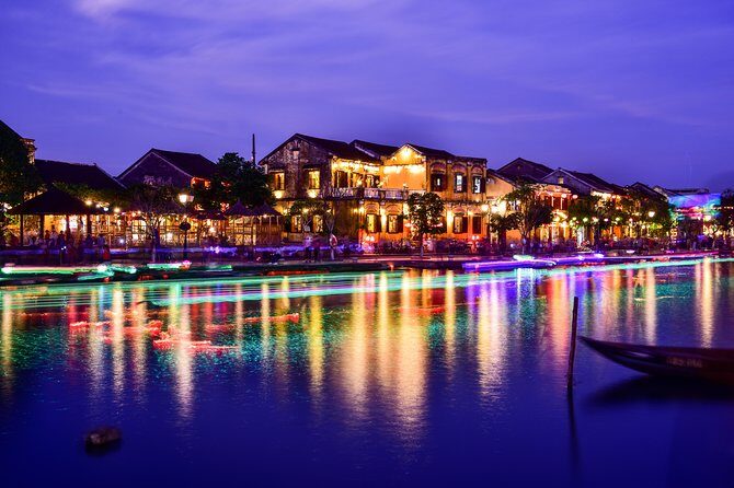 4-Day Private Central Vietnam Tour from Da Nang: Hue, My Son, Hoi An - Day 3 to Hue: Hai Van Pass views and a Lang Co break on the way