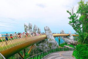 Ba Na Hills & Golden Bridge Full-Day Tour - Golden Bridge and Le Jardin d’Amour: where the photos actually come from