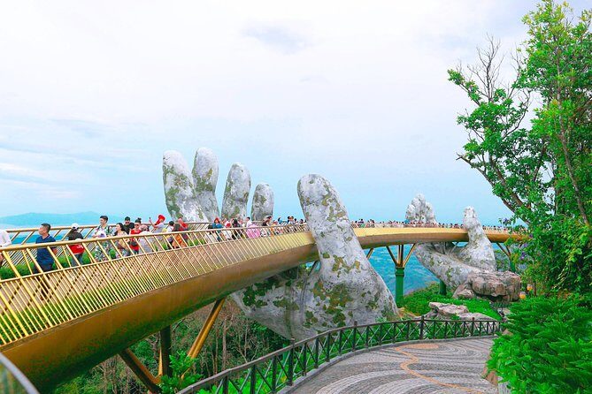 Ba Na Hills & Golden Bridge Full-Day Tour - Golden Bridge and Le Jardin d’Amour: where the photos actually come from