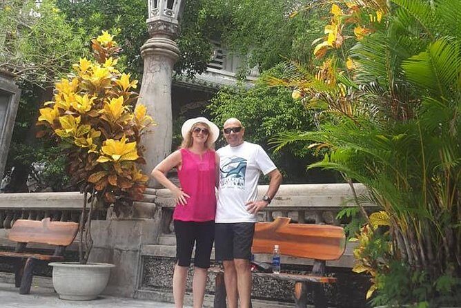 CHAN MAY Port or TIEN SA Port to Visit DA NANG city & HOI AN city - Japanese Covered Bridge: symbol stop with a photo window