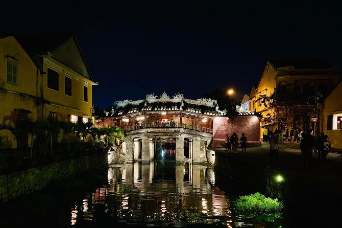 Coconut Basket boat, City tour, Boat ride, Night market from DN - Getting From Da Nang to Hoi An Without Stress