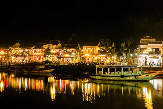 Coconut Basket boat, City tour, Boat ride, Night market from DN - Hoi An Night Market: A Guided Taste of Street Life