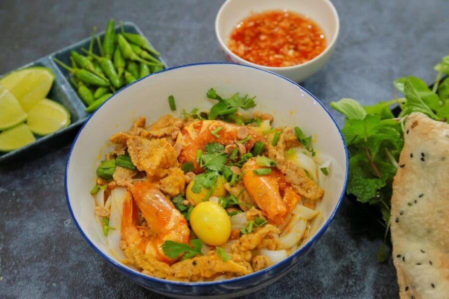 Da Nang: 4 hours city exploration and local food tour - Son Tra Peninsula: The Green Pearl and Why It Matters