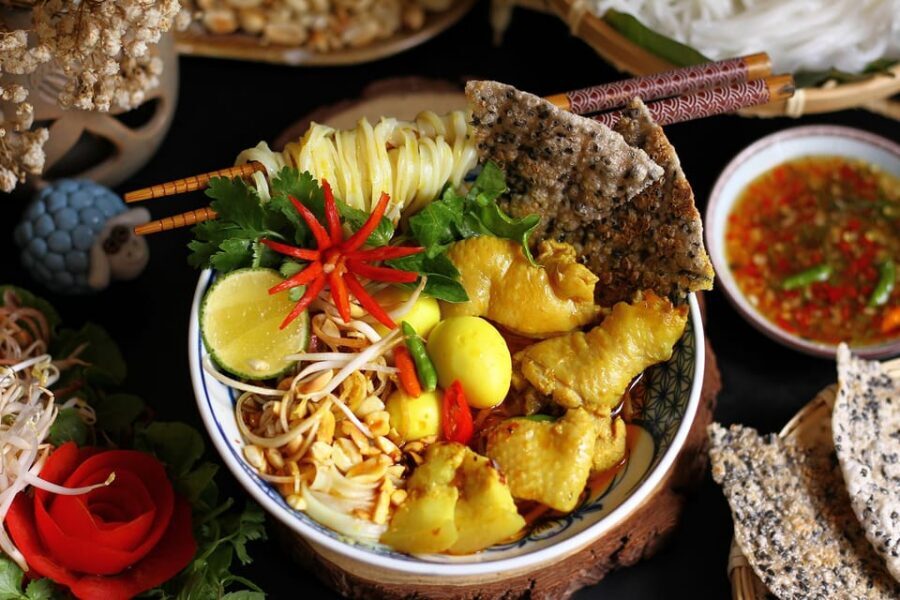 Da Nang: 4 hours city exploration and local food tour - The Street-Food Portion: 3 Local Dishes Included