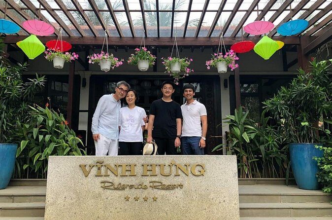Da Nang Airport - Hotel in Hoi An or in Da Nang City - Who should book this airport-to-hotel transfer (and who might not need it)