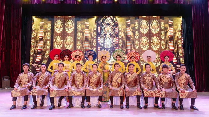 Da Nang: Ao Dai Show - Why Nguyen Dynasty themes are worth your time