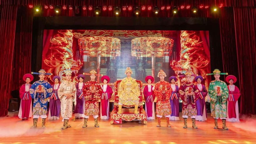 Da Nang: Ao Dai Show - Who should book the Ao Dai Show