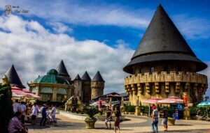 Da Nang: Ba Na Hills Entry with Cable Car and Lunch Option - Golden Bridge: a walk that turns views into a story