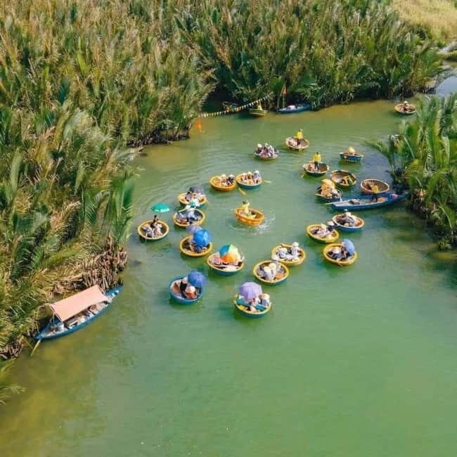 Da Nang : Basket Boat Ride - Hoi An City - Release Lantern - Releasing a flower lantern: good-luck ritual on the water