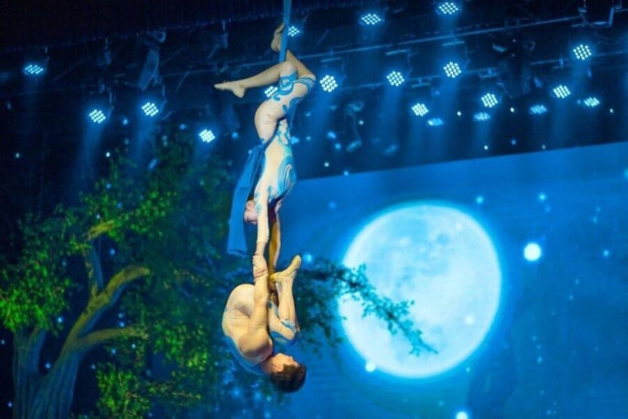 Da Nang: Charming Da Nang Show Ticket - Who you’ll see on stage