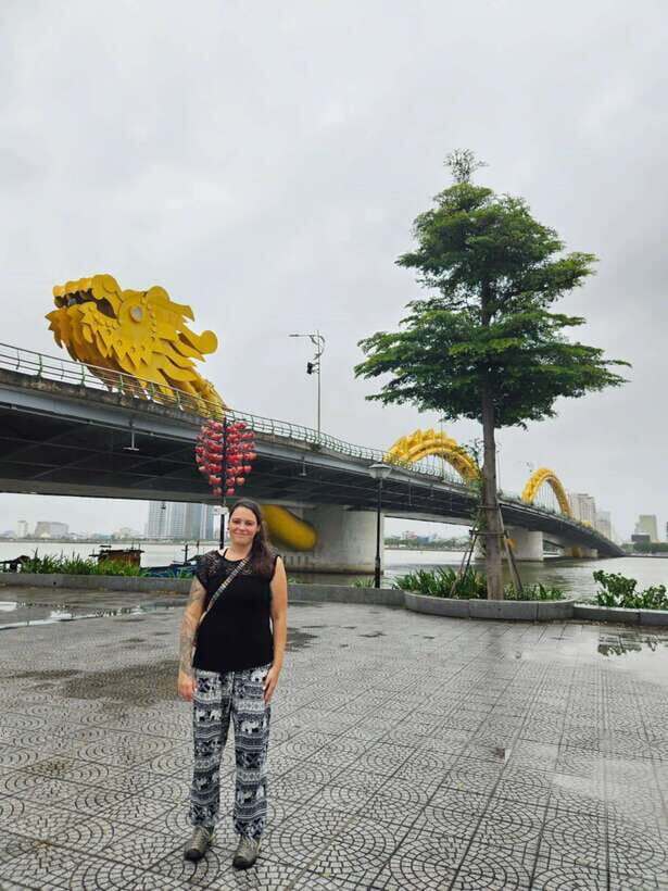 Da Nang City Sightseeing Private Tour With Seafood Buffet - Marble Mountains: caves, pagodas, and the best kind of walking break