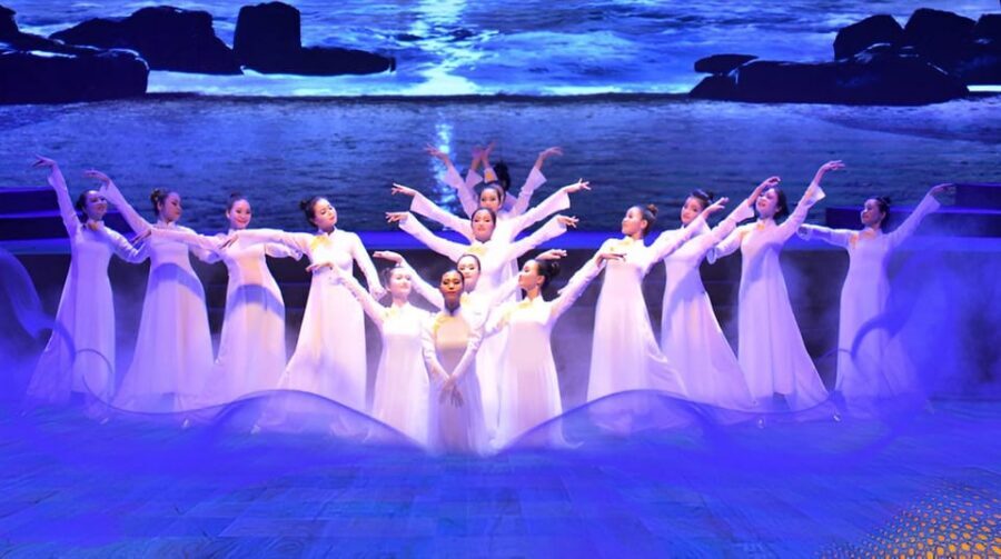 Da Nang: Da Nang Charming show ticket - Who this Da Nang cultural show fits best