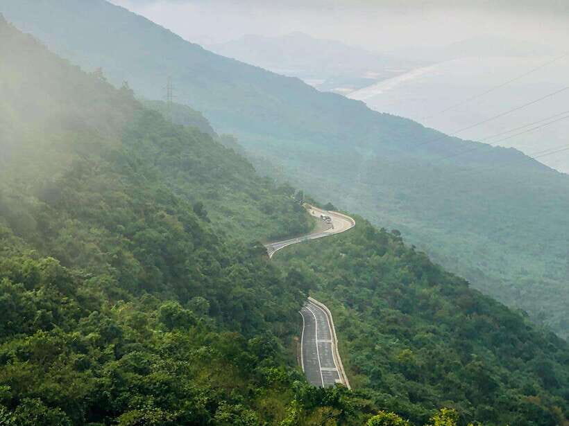 Da Nang: Hai Van Pass And Lang Co Beach Scenic Discovery - Lang Co Beach and Chân Mây: A Calming Finish After the Mountains