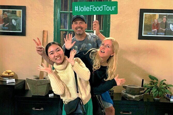 Da nang Helping Hand Food Trail (Da nang Food Tour) - Why this Da Nang food tour feels easier than street-hunting