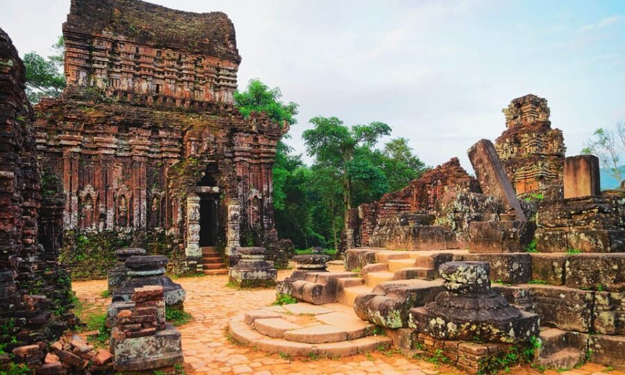 Da Nang/Hoi An: My Son Sanctuary and Marble Mountain Tour - Tam Thai Pagoda: the spiritual stop people remember