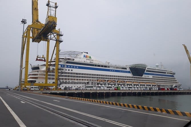 Da Nang-Hoi An shore excursion from CRUISE SHIP Tien Sa port - Private-Tour Comfort: Guide and Driver Make the Difference