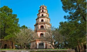 Da Nang: Hue Imperial City and Hai Van Pass Small Group Tour - Mausoleum of Emperor Khai Dinh: palace vibes instead of a somber stop