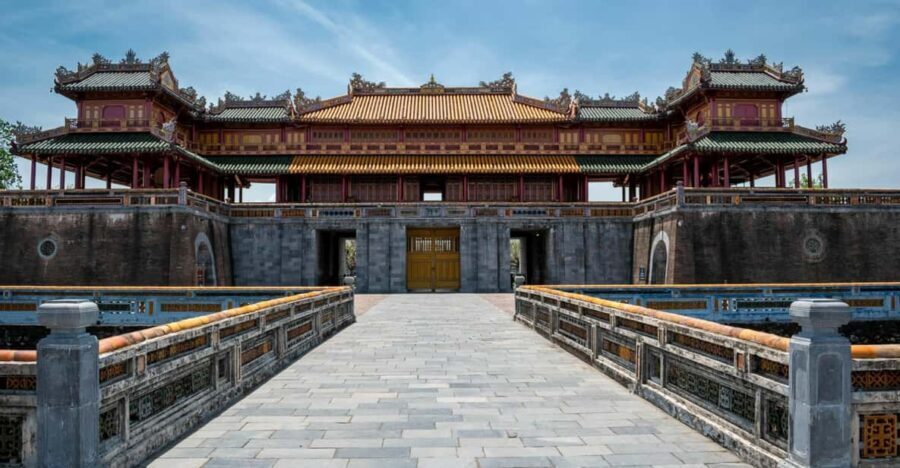 Da Nang: One-Day Hue Discovery with Luxury Private Limousine - Private Luxury Limousine Pickup to Hue (Da Nang Start)