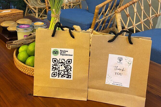 Da Nang: Private 90 minutes Aroma Massage by Trees Spa - Tea or coffee mid-session: the break that makes it feel complete