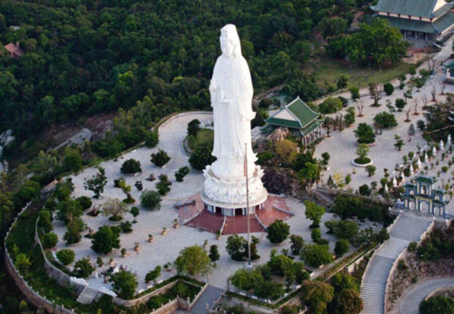 Da Nang: Private City Tour by Scooter with Ao dai Lady Rider - Price and value of a $55 private scooter tour
