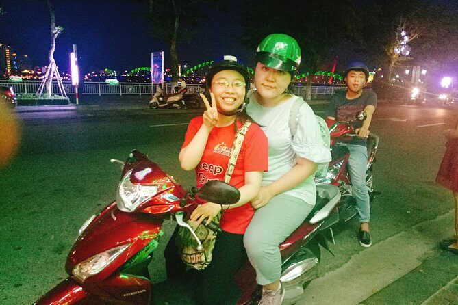 Da Nang: Seafood dinner, night market, sightseeing by night - A quick note on tips and what to expect at the end