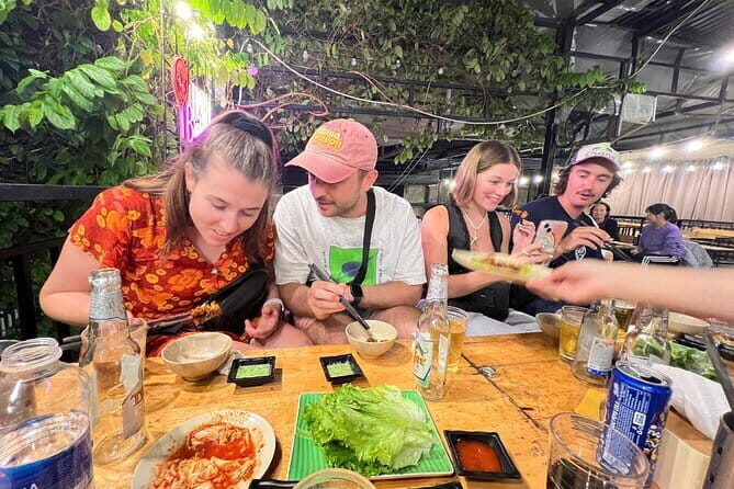 Da Nang Sightseeing Cruise On Han River With Street Food Tasting - Why This Da Nang Food-and-River Combo Works