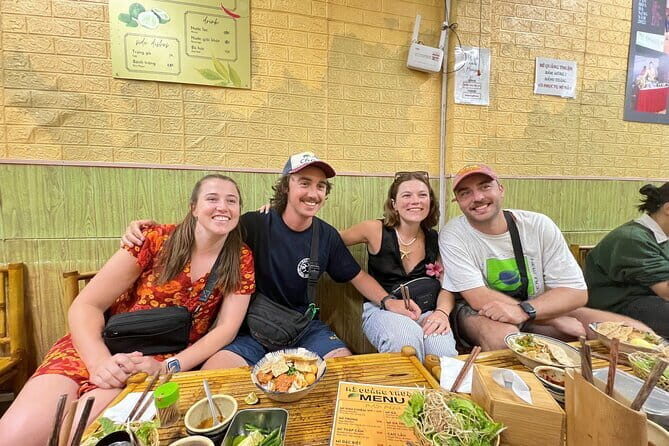 Da Nang Sightseeing Cruise On Han River With Street Food Tasting - Guides: Why Trina and Meii Keep Showing Up in Feedback