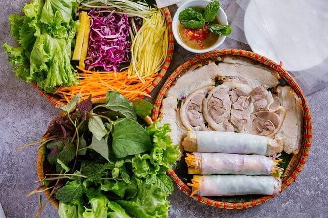 Da Nang Street Food Private Tour With Local Students - Private Tour Setup: Hotel Pickup, Your Own Group, Real Time