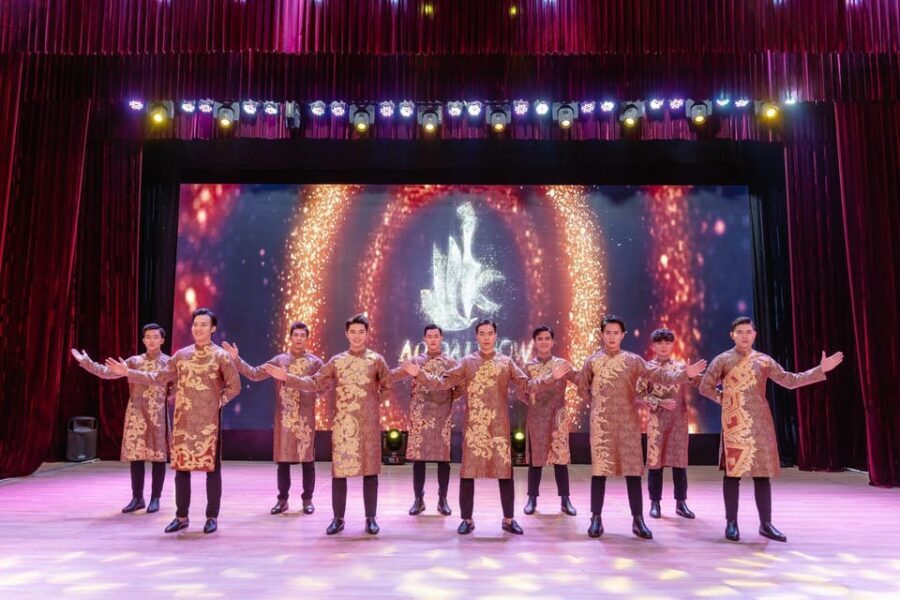 Da Nang "The Ao Dai" Show: Timeless Vietnamese Elegance - Should You Book the Da Nang Ao Dai Show?