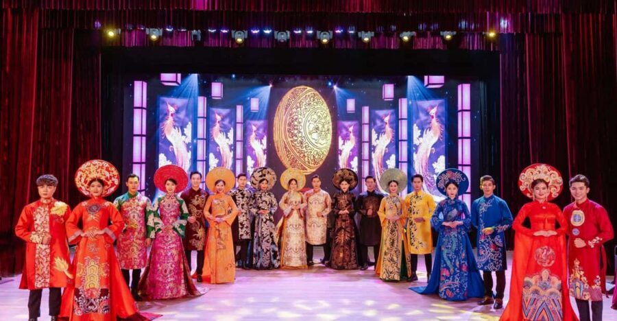 Da Nang "The Ao Dai" Show: Timeless Vietnamese Elegance - Wedding Rituals, White School Uniforms, and the Lotus Dance Symbolism