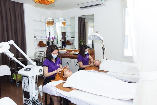 Foot Massage, Body Massage,Thai Massage, Facial, Body care, Waxing - Thai Massage and Hot Stone: Two Different Kinds of Comfort