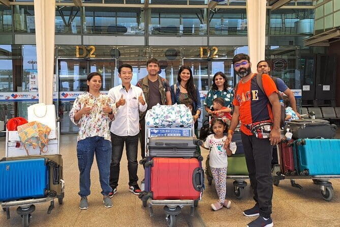 From Da Nang Airport to Hoi An Limousine Transfer Shuttle - The service style: local partner, English-speaking driver, no drama