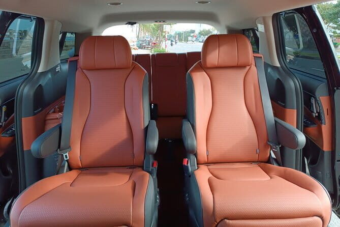 From Da Nang Airport to Hoi An Limousine Transfer Shuttle - Pickup that avoids the airport stress