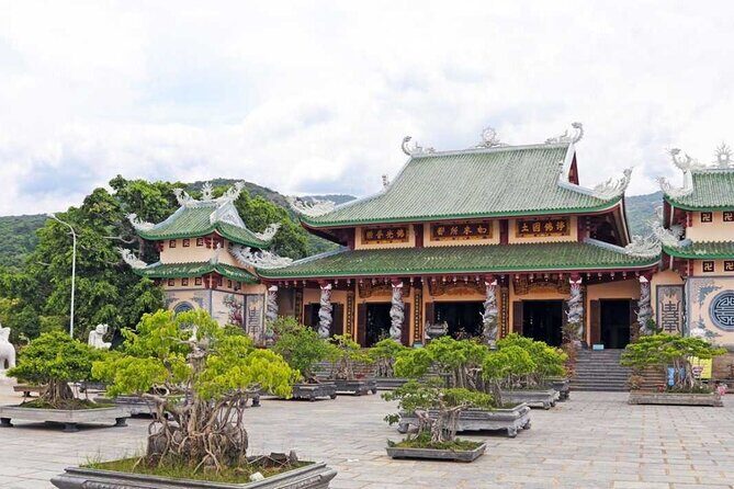 Full Day Da Nang Vietnamese Private Cooking Class Highlight Tour - Phap Lam Pagoda: A Calm Break in the Middle of the Day