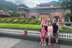 GOLDEN BRIDGE & BA NA HILLS & MARBLE MOUNTAIN-Private Guided Tour - Why the private format helps more than you think