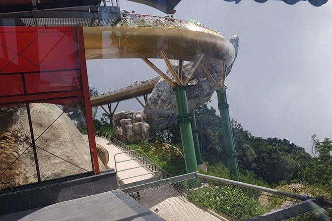 Golden Bridge-Dragon Bridge-Marble Moutain-Monkey Mountain fromHoi An or Da Nang - Dragon Bridge: a short stop with a big photo payoff