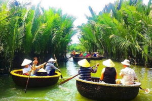 Hoi an Coconut Boat & Hoi an Ancient Town From Da nang or Hoi an - Hoi An Ancient Town at night: Japanese Bridge and lantern streets