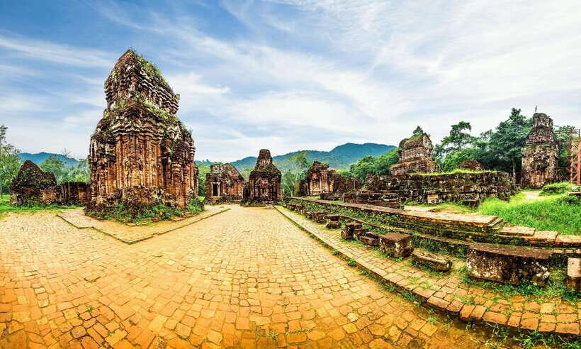 Hoi An: Private Car to Hue with Fabulous Stops Along the Way - A Private Car That Turns the Hoi An–Hue Transfer Into a Route