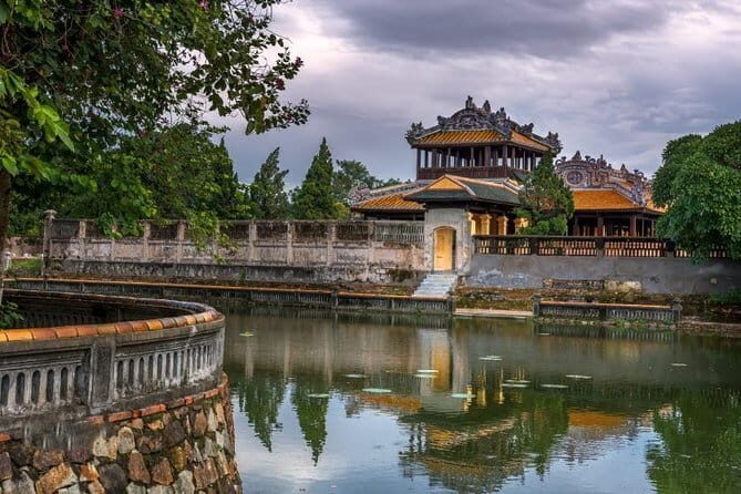 Hue City 1 Day Tour (from Da Nang) - Thien Mu Pagoda: Hue’s oldest monument and that poetic river-side feel
