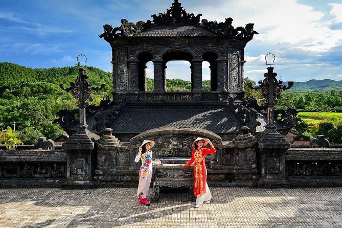 Hue Imperial City & Hai Van Pass Small Group Tour from Da Nang – Full Day - Key highlights at a glance