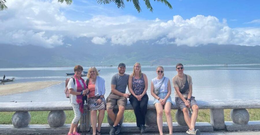 Hue: Transfer To Hoi An via Marble Moutain& An Bang Cemetery - A Hue-to-Hoi-An Transfer That Links the Best Stops