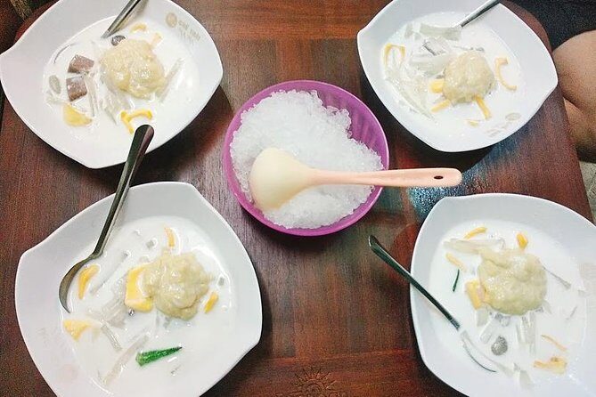 Let's eat LIKE a Vietnamese - Explore Foods Tour - Pickup, meet-up, and how the evening starts at 6 pm