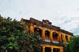 Marble Mountain - Hoi An Ancient Town Sunset Private Tour - Stone Carving Village at Marble Mountains: where the artistry starts