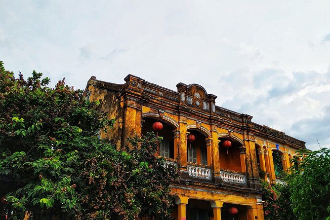 Marble Mountain - Hoi An Ancient Town Sunset Private Tour - Stone Carving Village at Marble Mountains: where the artistry starts