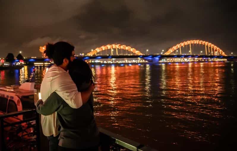 Marble Mountains - Han River Cruise -Dragon Bridge by night - Dragon Bridge by night: the 9:00pm fire-and-water show