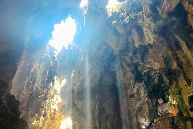 Morning Small group to Marble Mountains - Am Phu Cave - Monkey Mountain - Hoi An to Da Nang by AC vehicle: how the morning logistics pay off