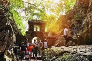 Morning Small group to Marble Mountains - Am Phu Cave - Monkey Mountain - Marble Mountains first: the 2.5-hour plan and what you’ll actually walk through