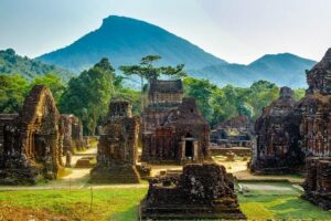 My Son and Hoi An Private Tour - Hoi An Ancient Town: trading-port streets plus shopping time