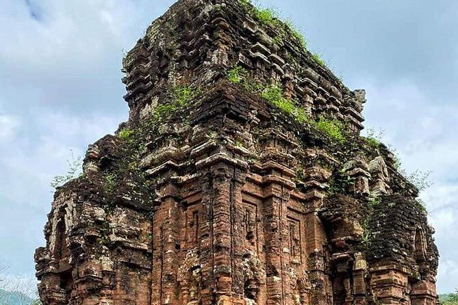 My Son Holyland , Marble Moutain,Hoi An Walking Tour with Night Market,Boat Ride - Pickup, pacing, and what to wear for an easy day