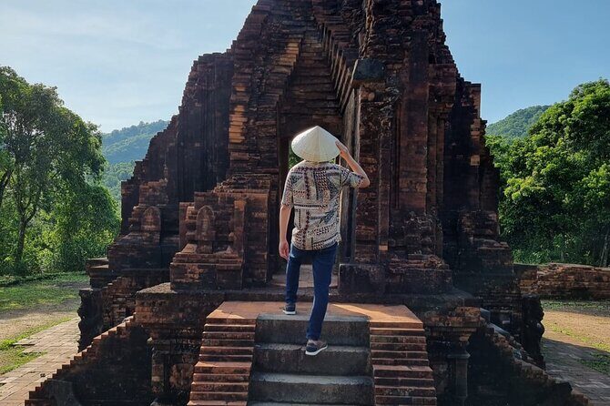 My Son sanctuary and Hoi An ancient town private tour (8a.m-4p.m) - Comfort, Pickup, and Vehicle Size from Da Nang